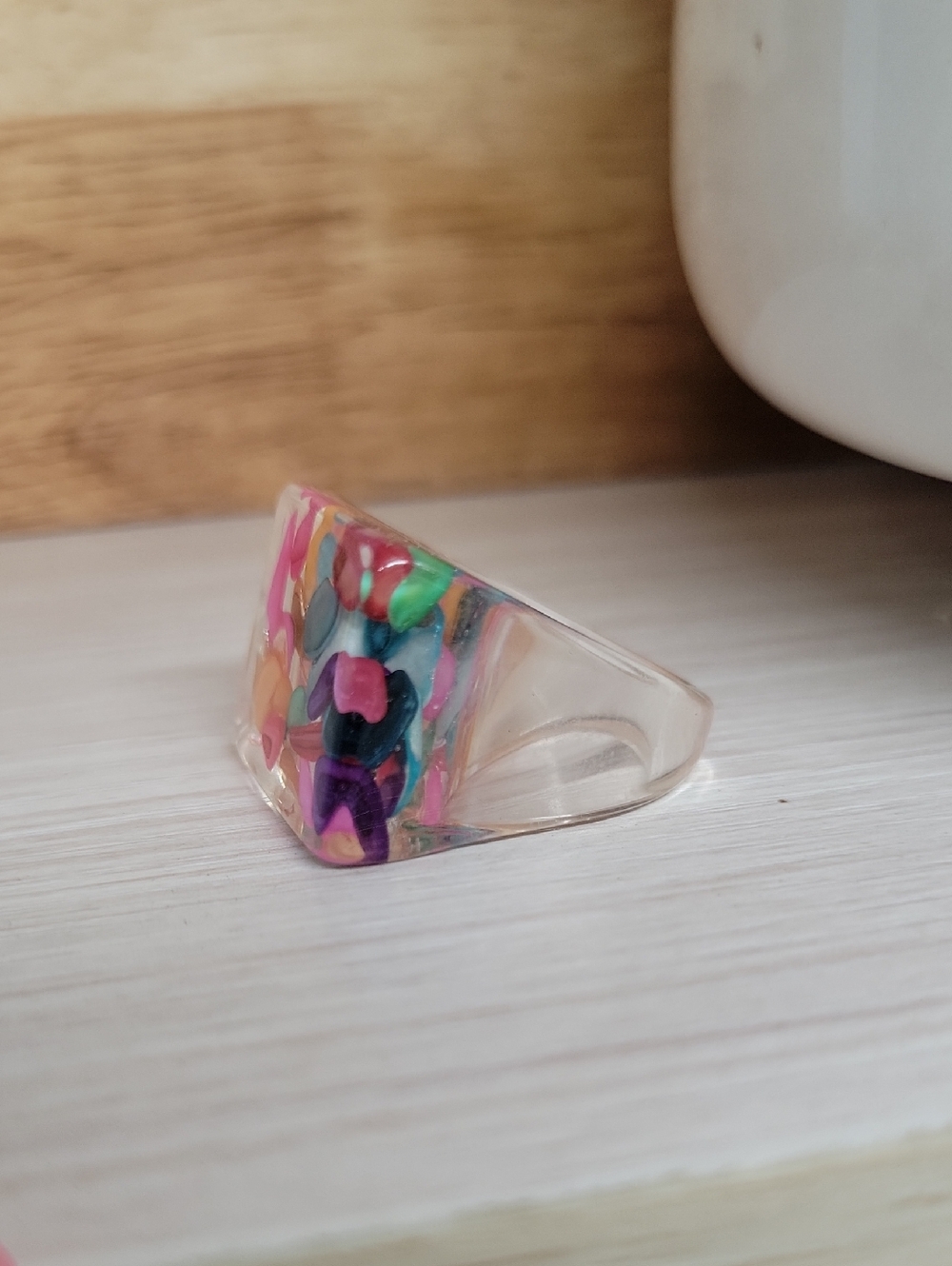 Colorful Resin Seashell Pebble Gem Ring - Multicolor - Picture 5 of 7